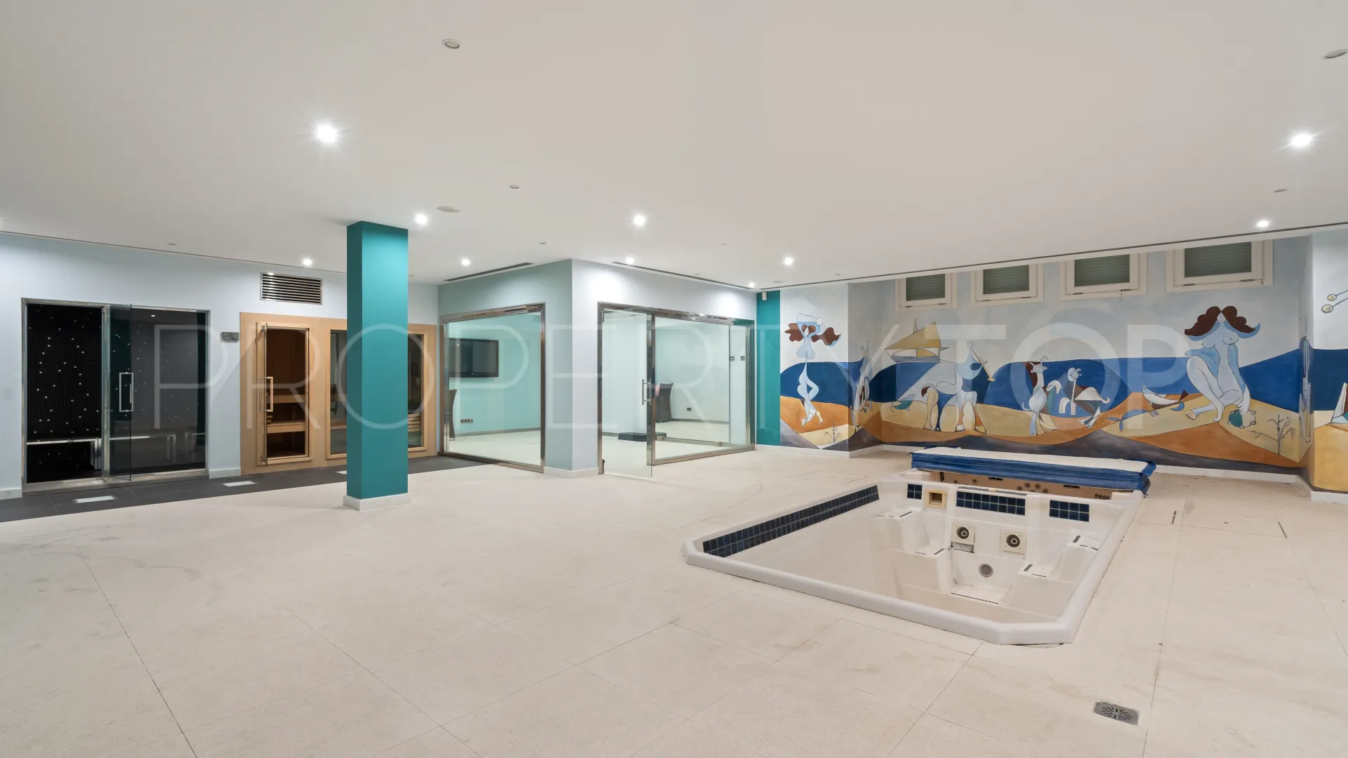 For sale Vega del Colorado 7 bedrooms villa