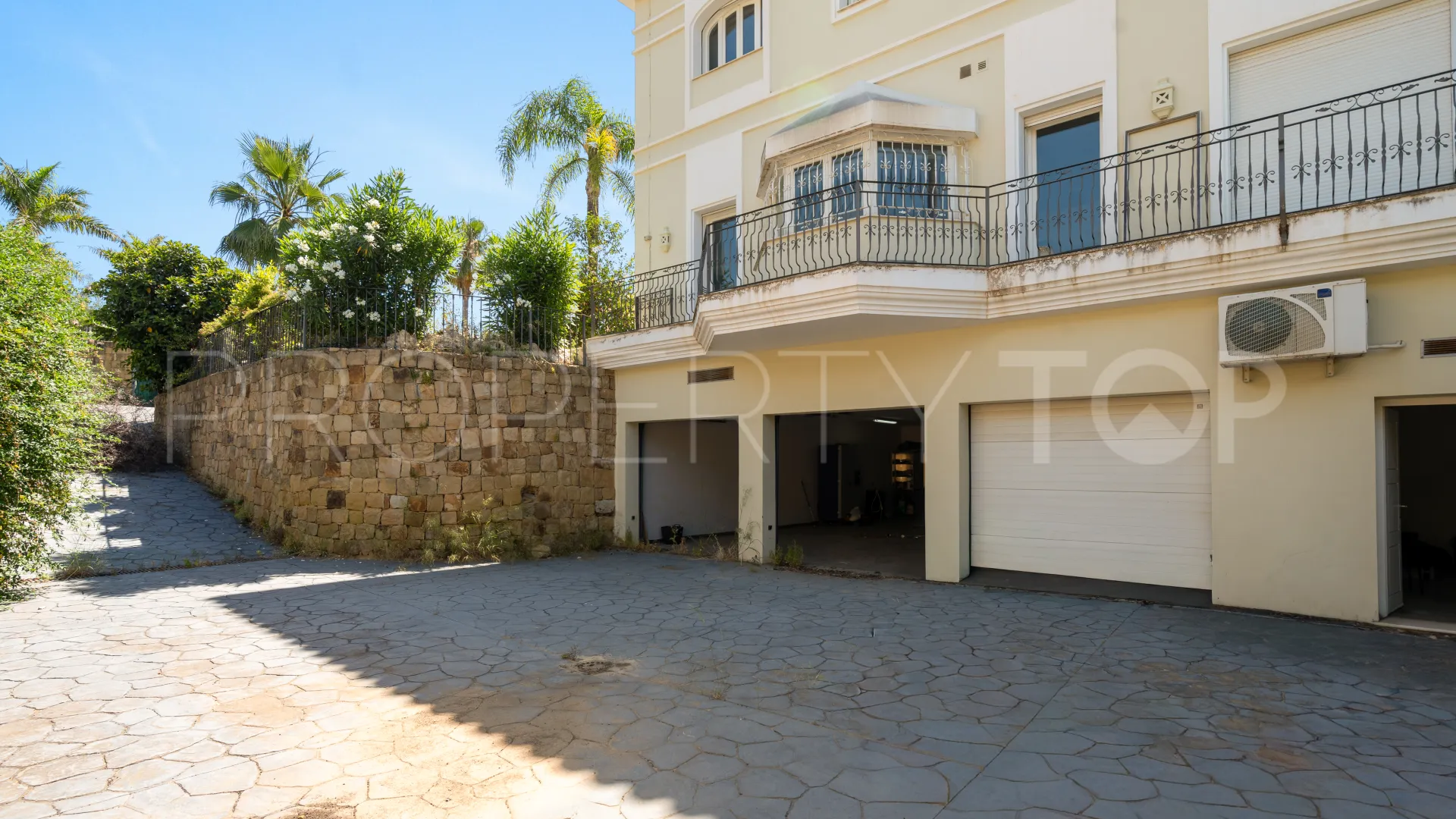 For sale Vega del Colorado 7 bedrooms villa