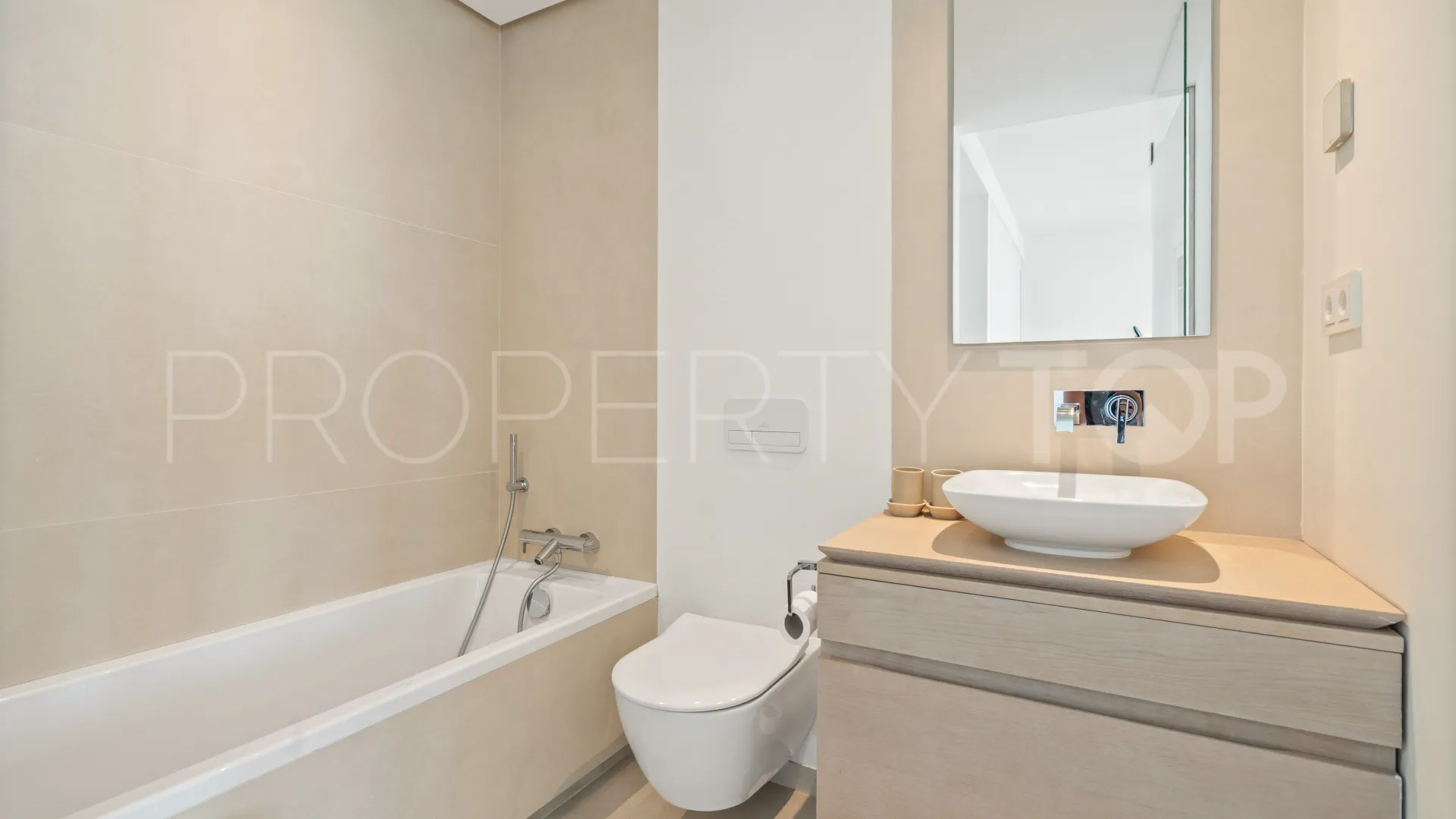 Comprar apartamento en 9 Lions Residences