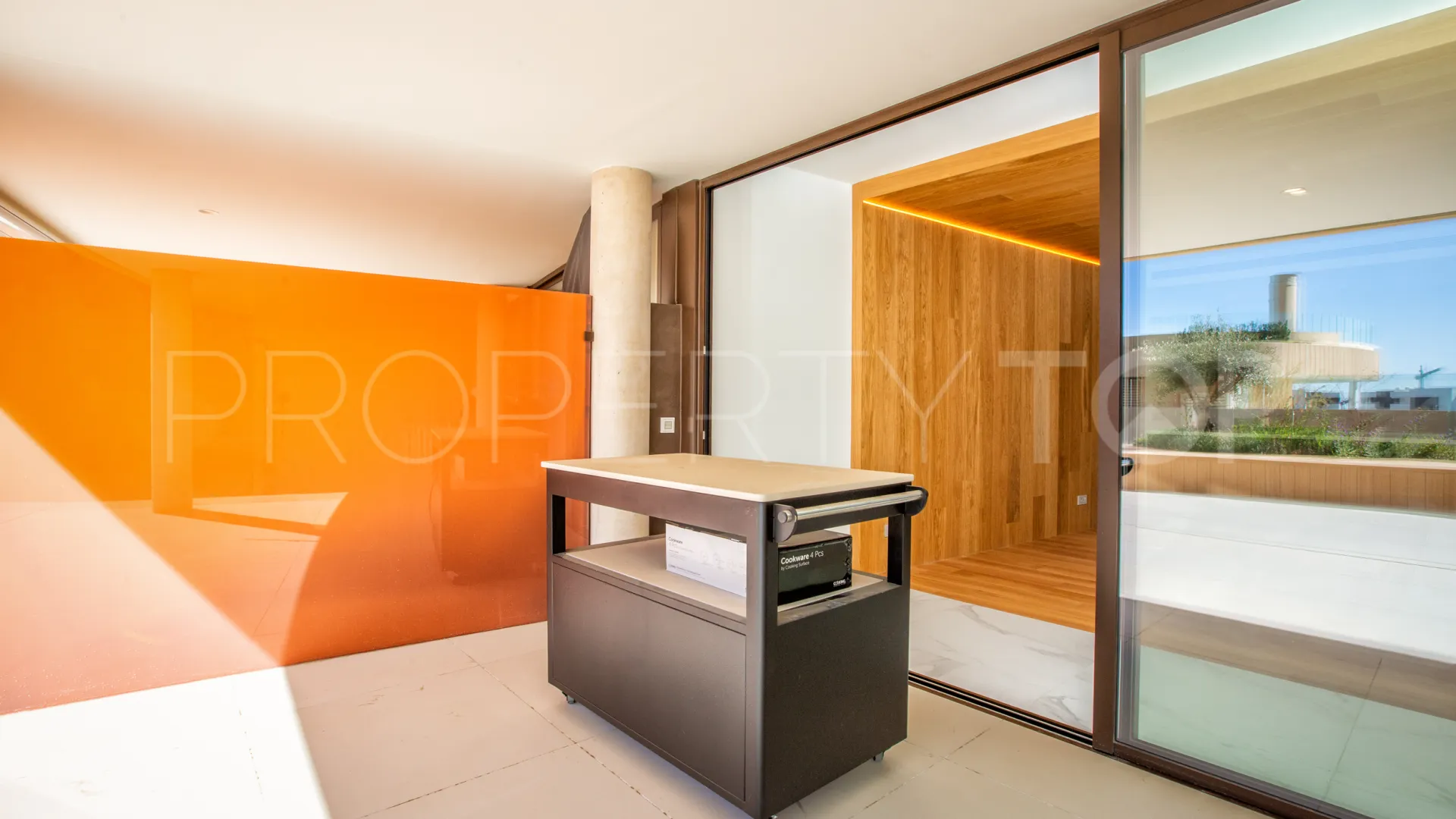 For sale ground floor apartment in Fuengirola