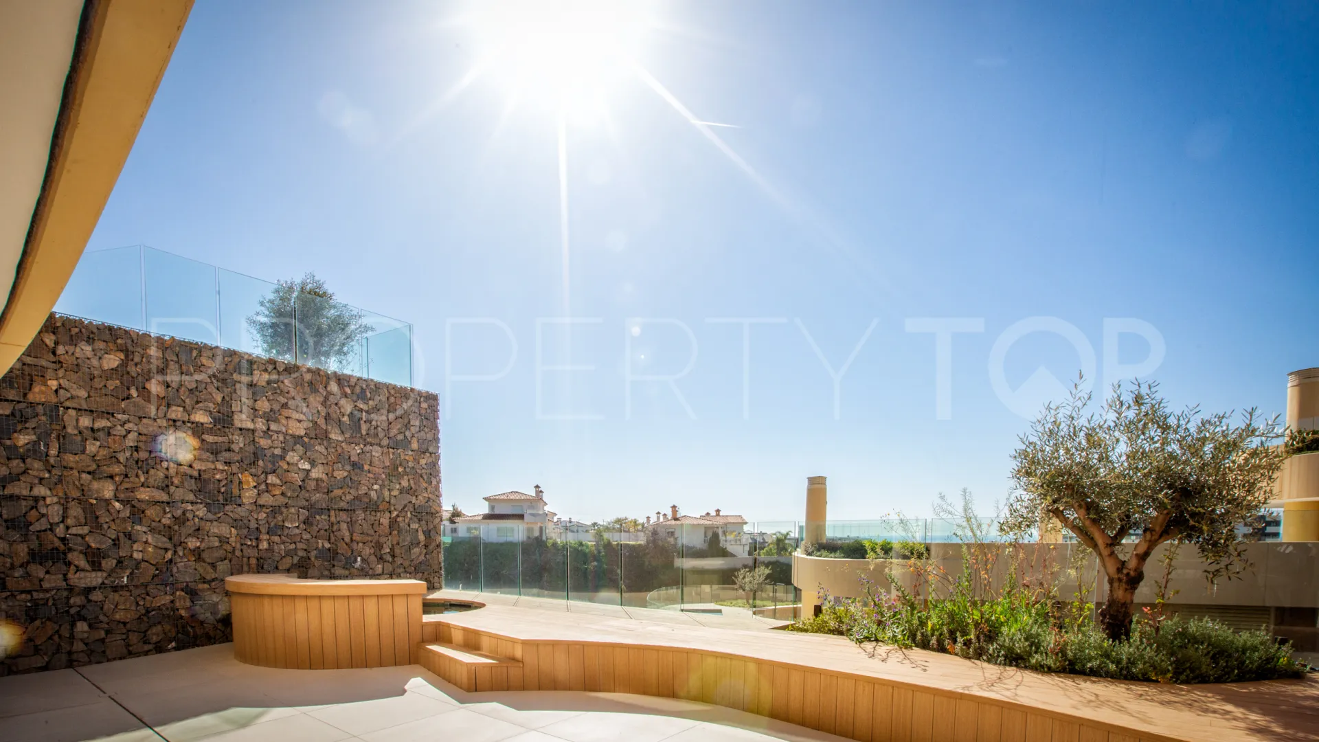 For sale ground floor apartment in Fuengirola
