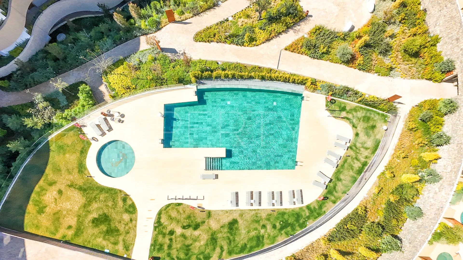 For sale ground floor apartment in Fuengirola