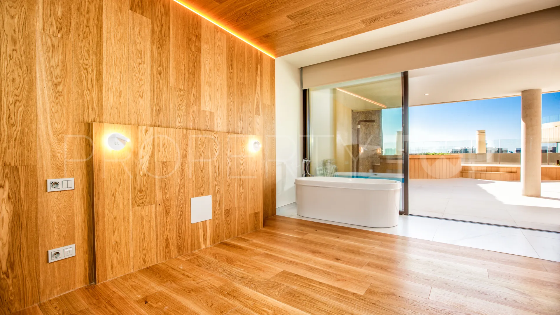 For sale ground floor apartment in Fuengirola