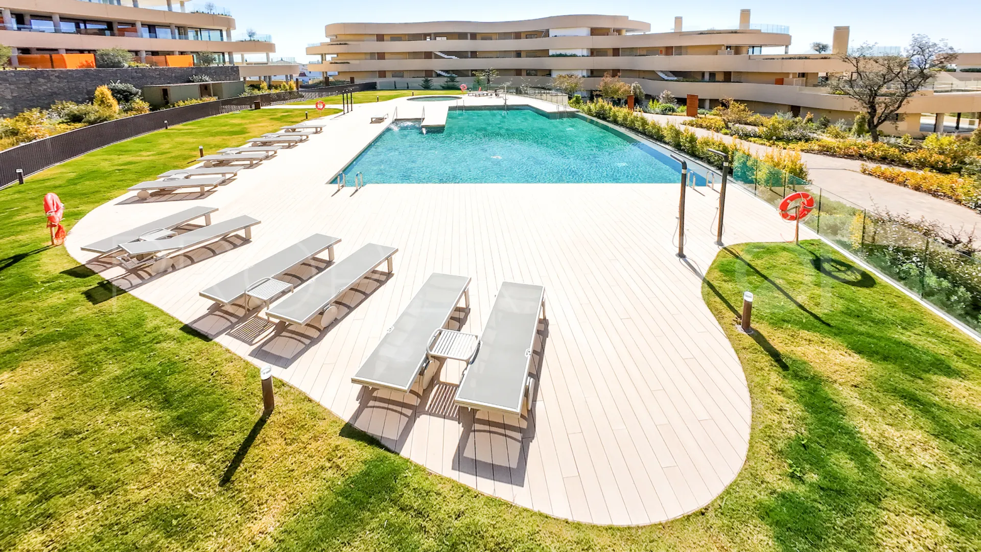 For sale ground floor apartment in Fuengirola