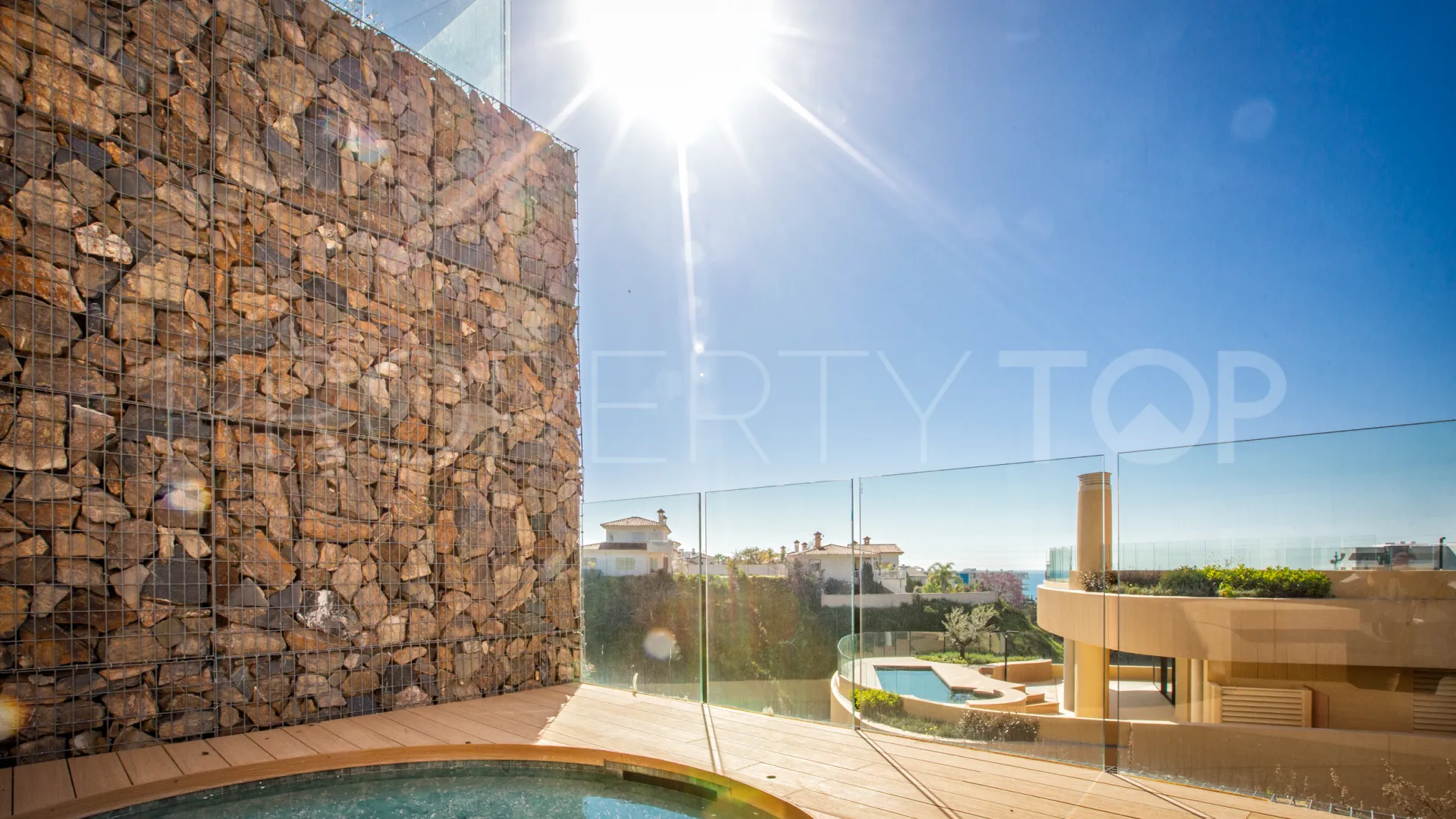 For sale ground floor apartment in Fuengirola