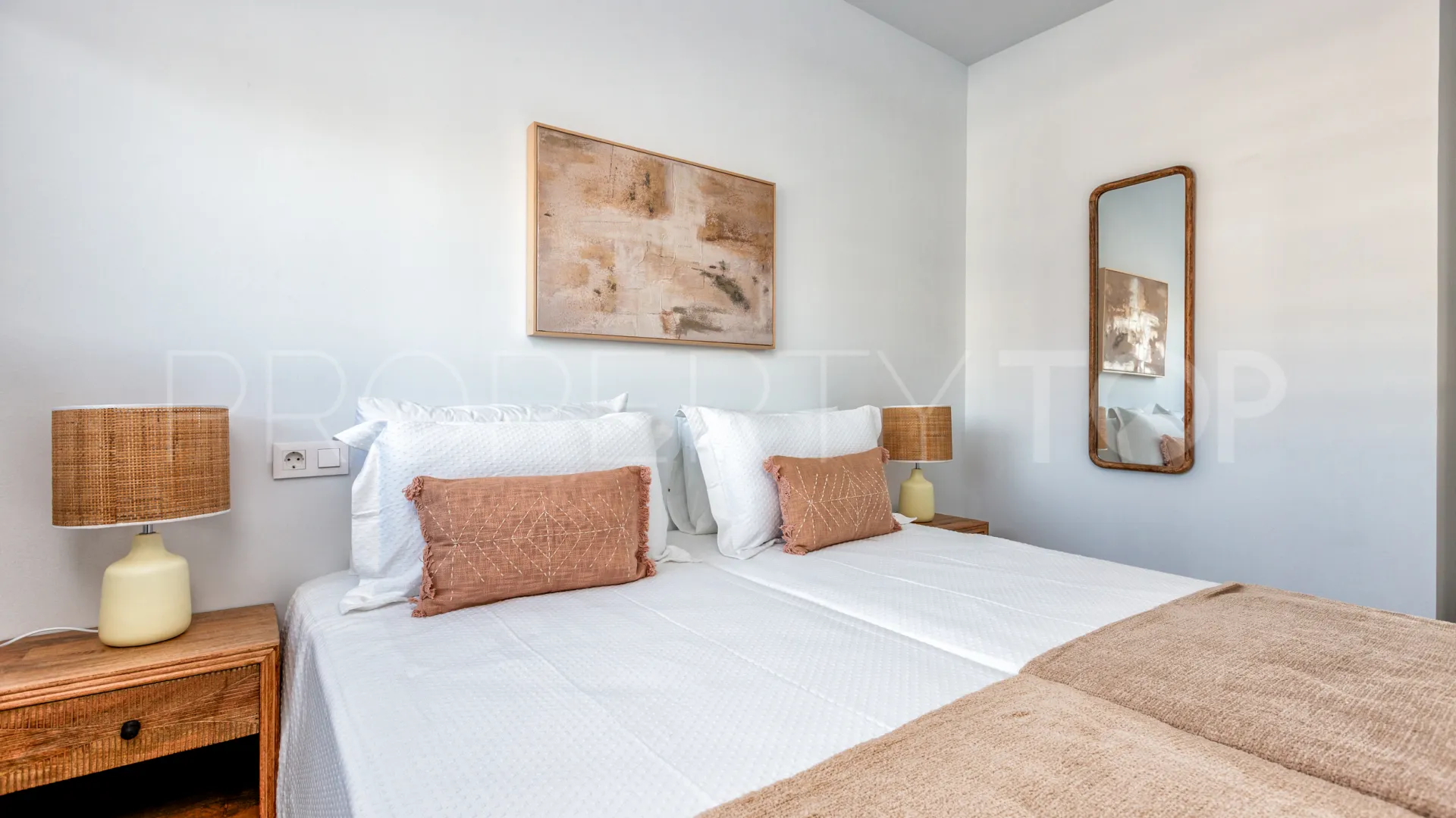 Apartamento de 2 dormitorios en venta en Los Alamos