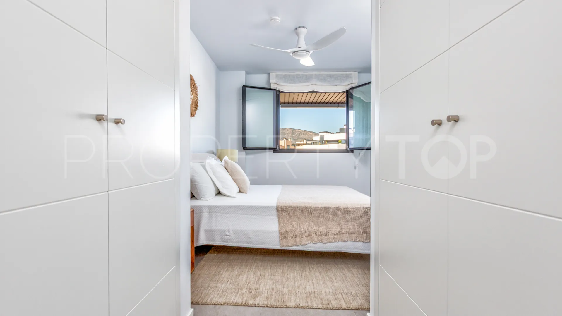 Apartamento de 2 dormitorios en venta en Los Alamos