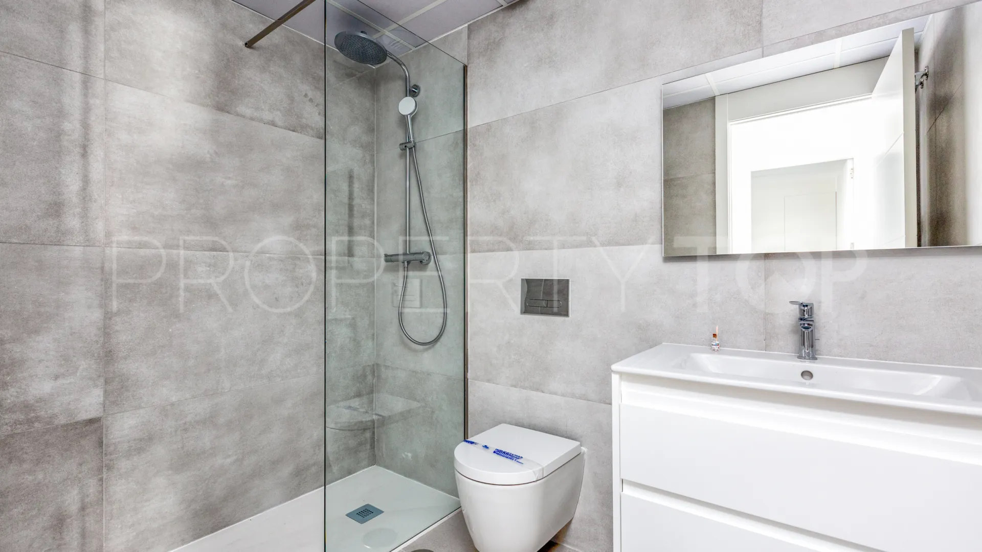 Apartamento de 2 dormitorios en venta en Los Alamos