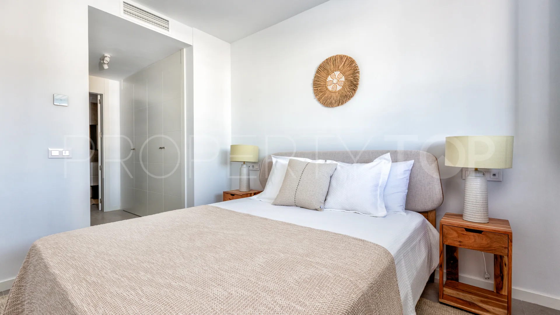 Apartamento de 2 dormitorios en venta en Los Alamos