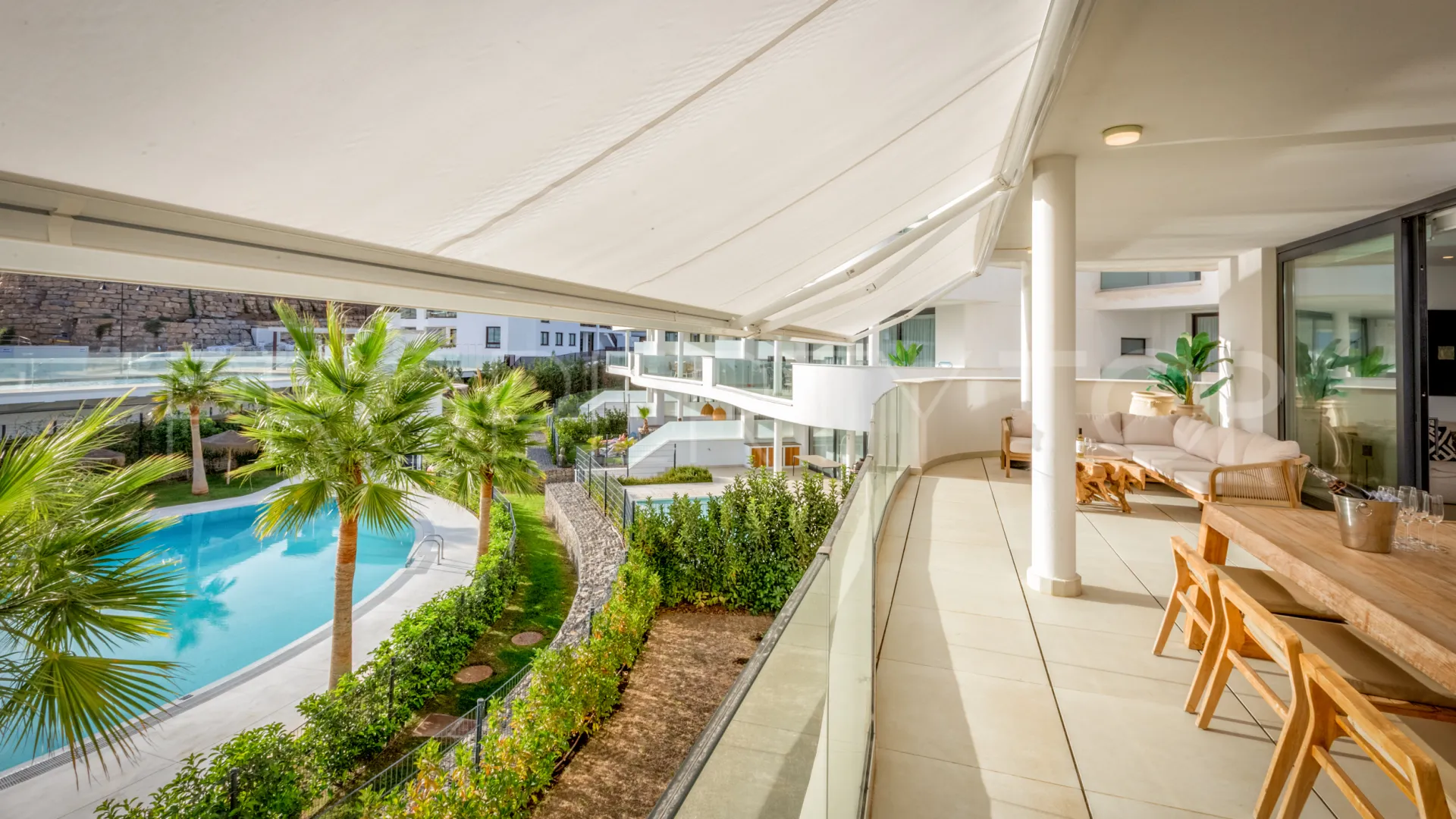 3 bedrooms apartment in El Higueron for sale