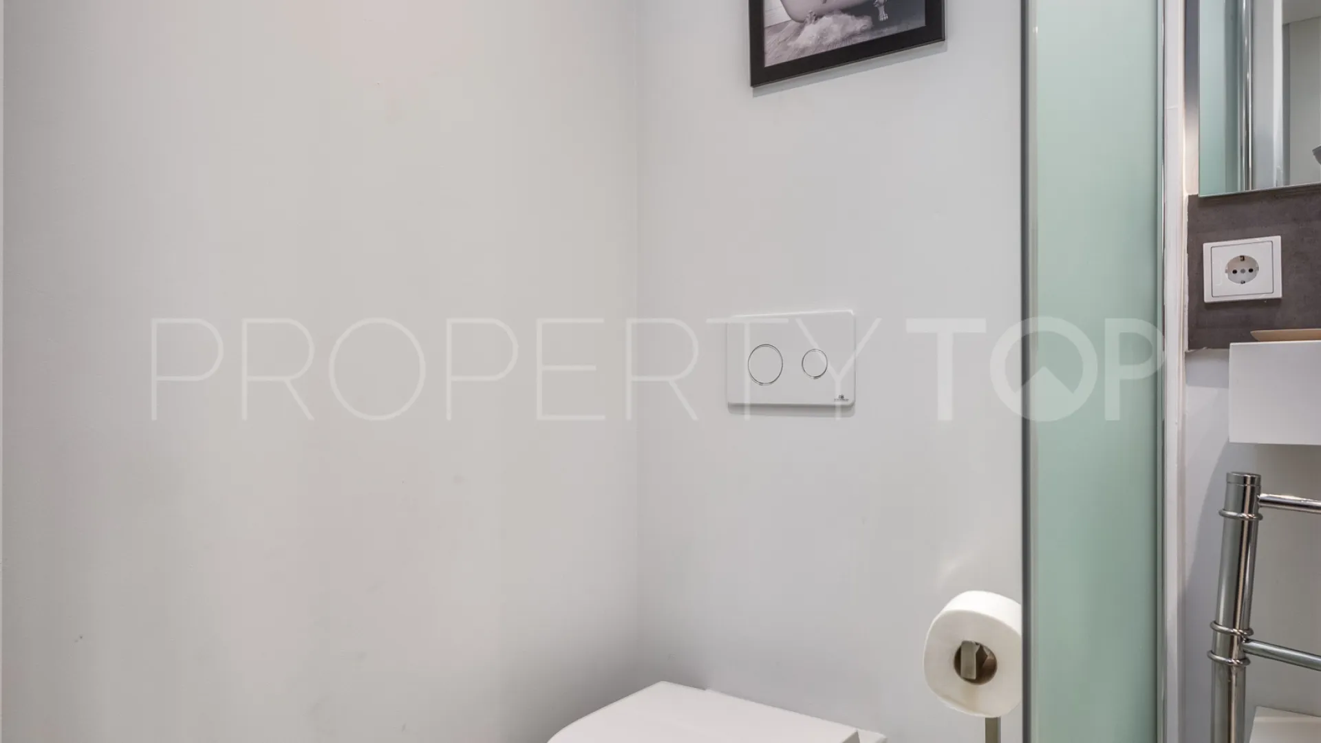 3 bedrooms apartment in El Higueron for sale