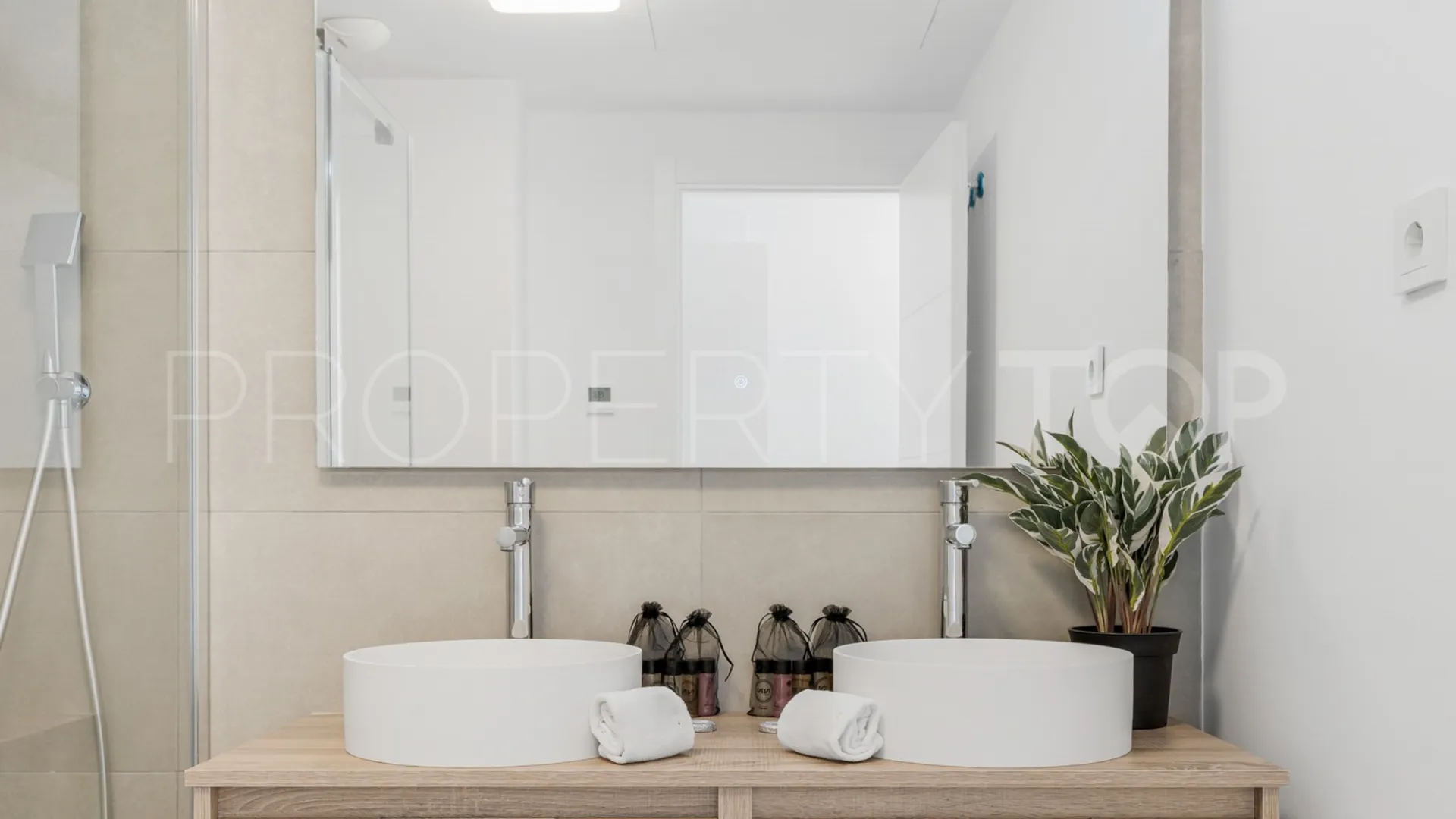Comprar apartamento en El Higueron con 3 dormitorios