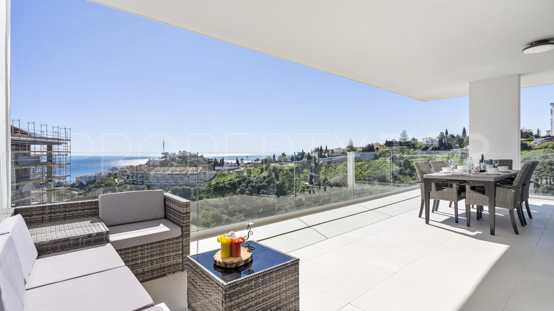 Comprar apartamento en El Higueron con 3 dormitorios