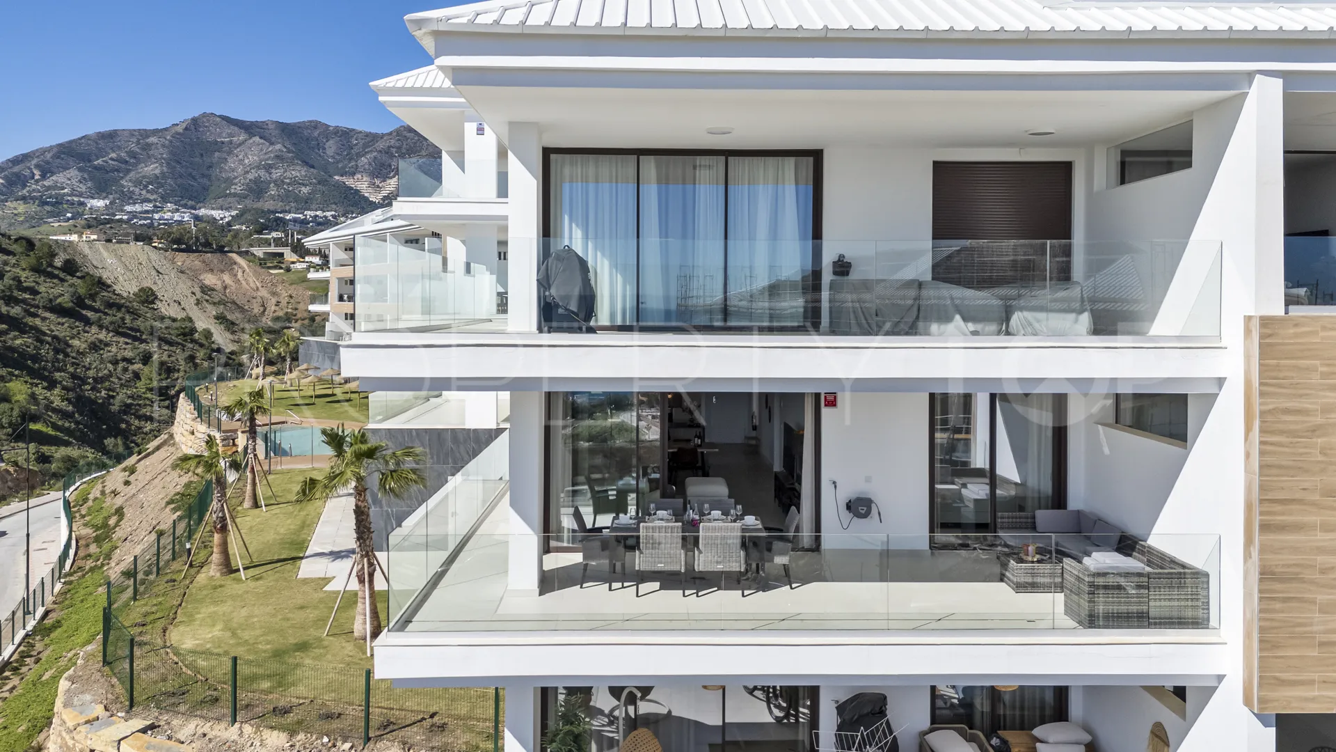 Comprar apartamento en El Higueron con 3 dormitorios