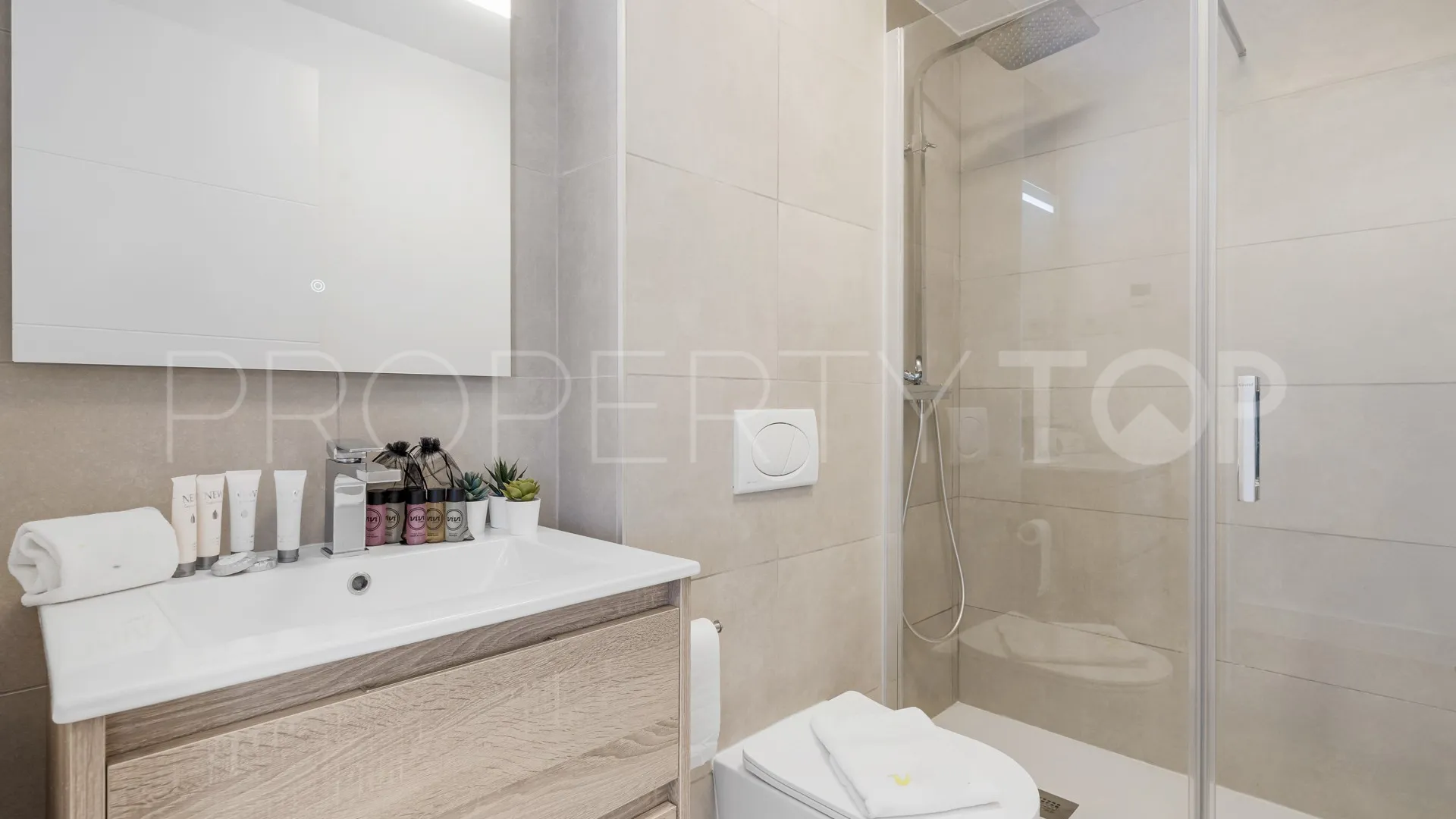 Comprar apartamento en El Higueron con 3 dormitorios