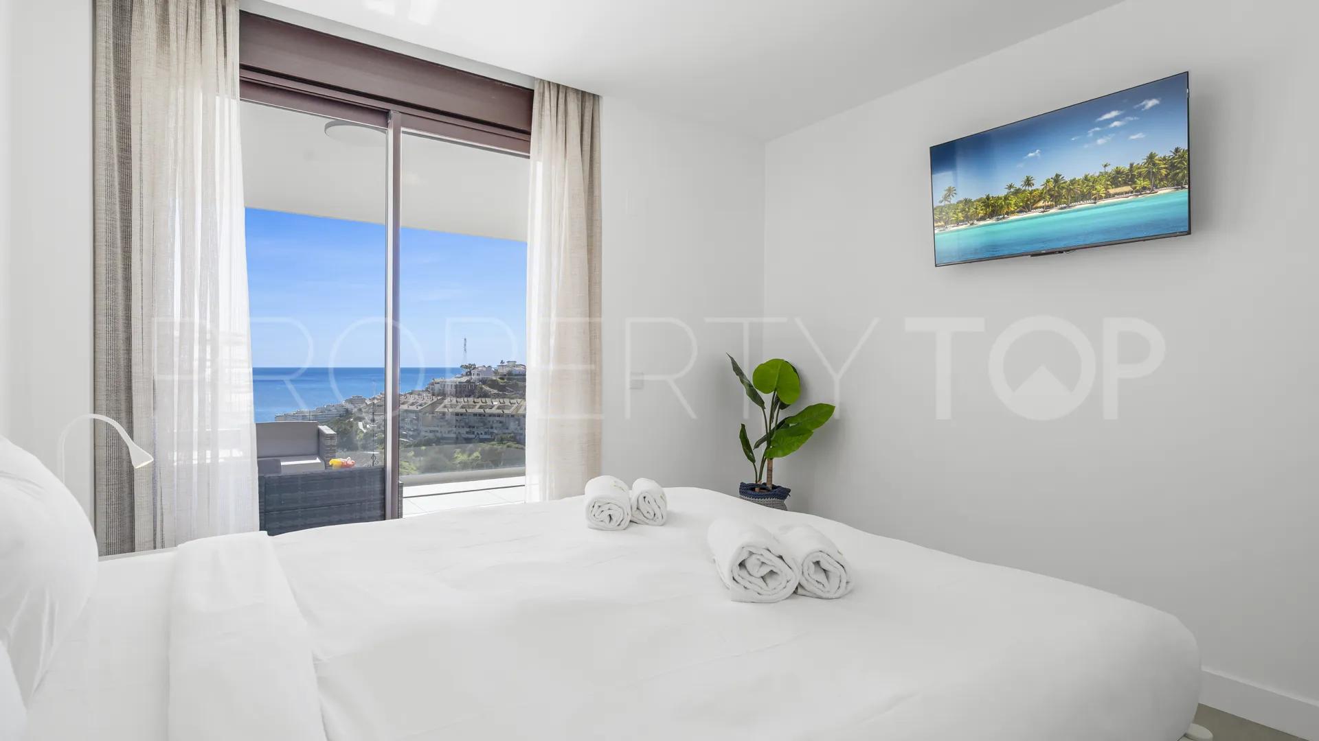 Comprar apartamento en El Higueron con 3 dormitorios
