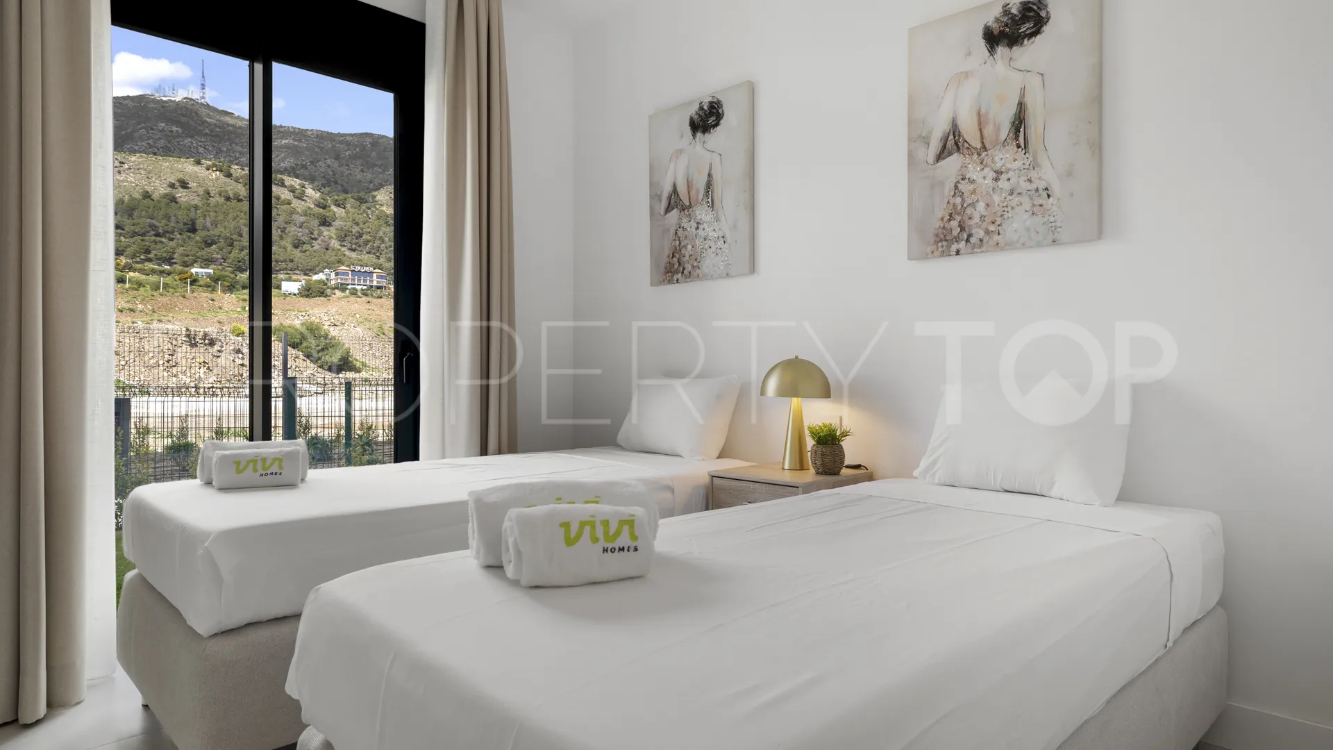 Apartamento planta baja en venta en El Higueron