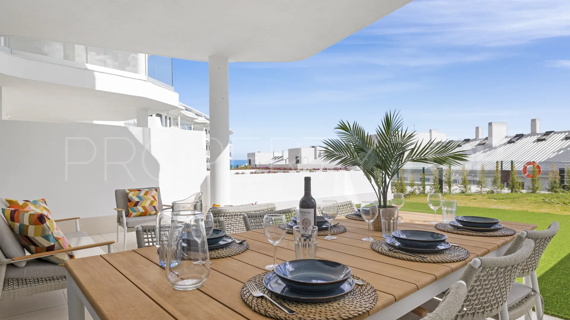 Apartamento planta baja en venta en El Higueron