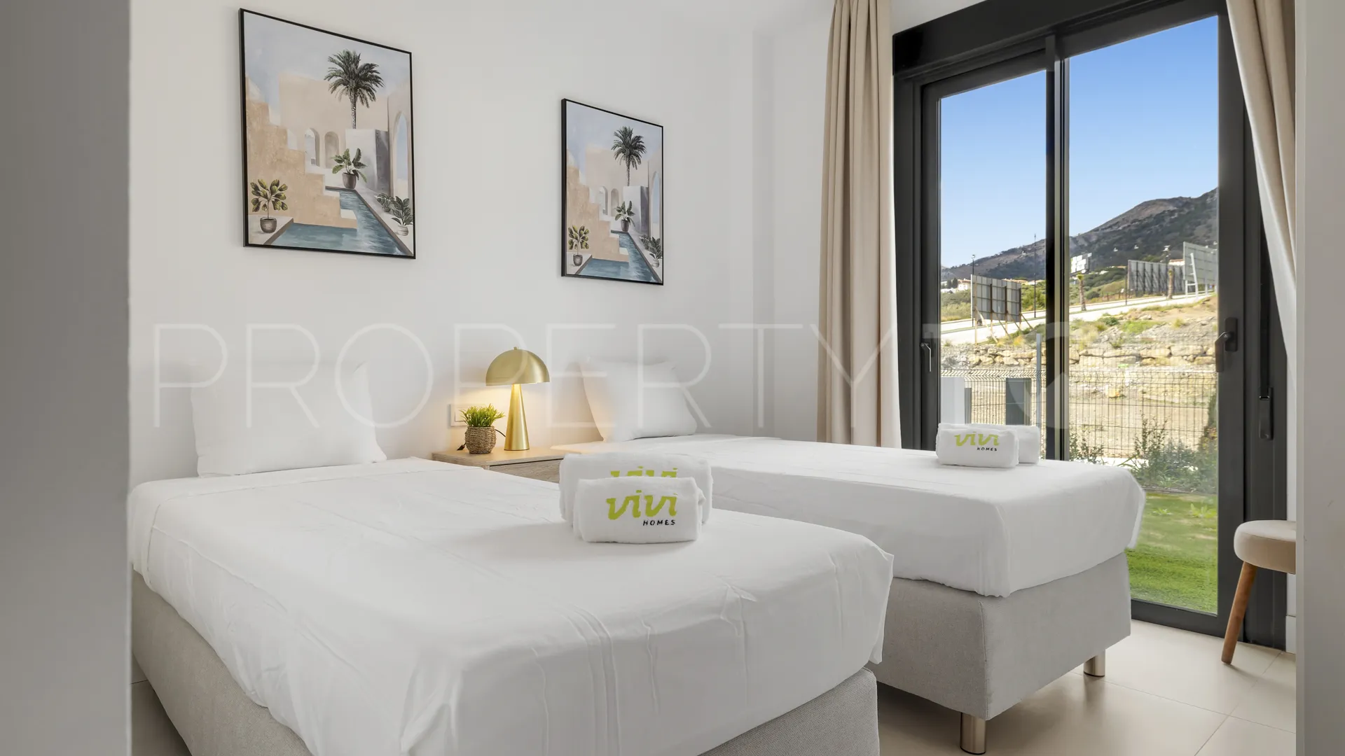 Apartamento planta baja en venta en El Higueron