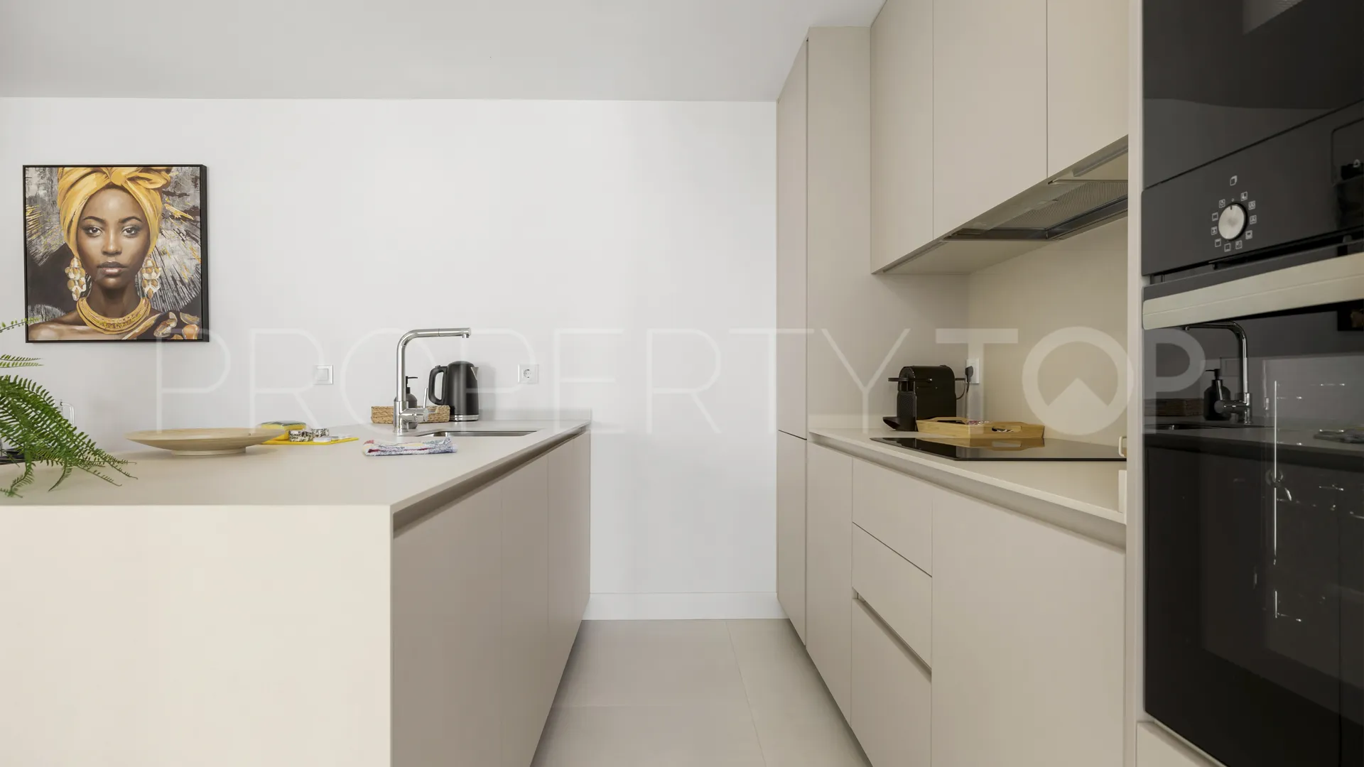 Apartamento planta baja en venta en El Higueron