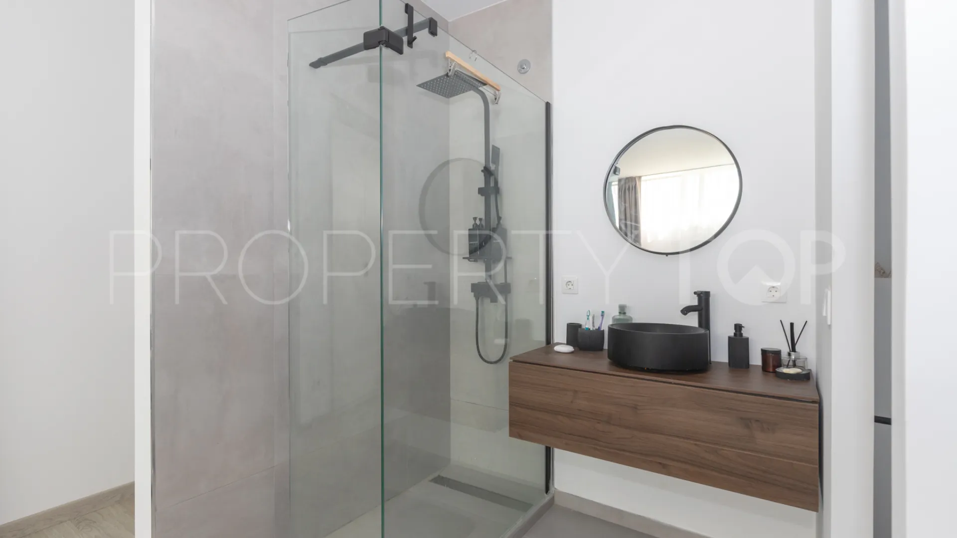 Apartment with 5 bedrooms for sale in Paraiso Pueblo