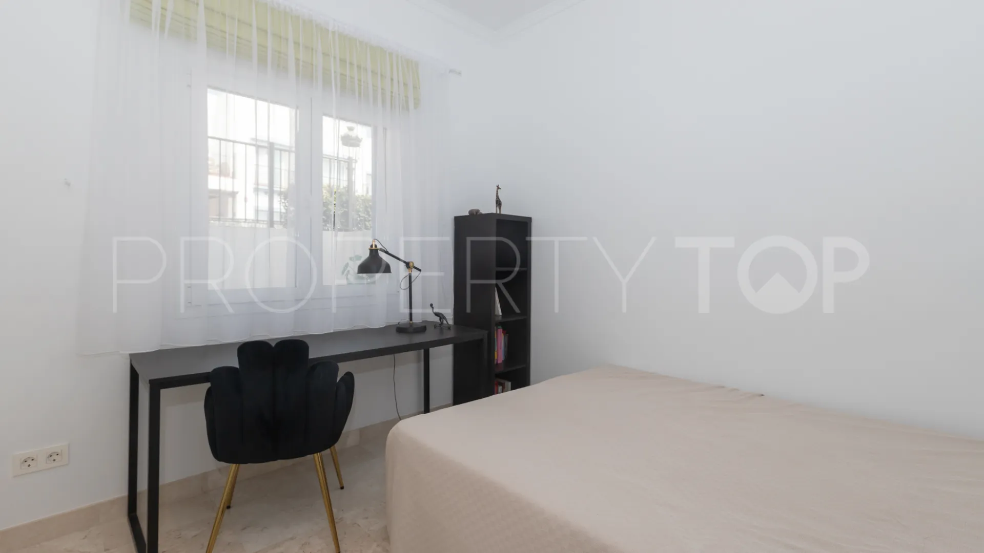 Apartment with 5 bedrooms for sale in Paraiso Pueblo