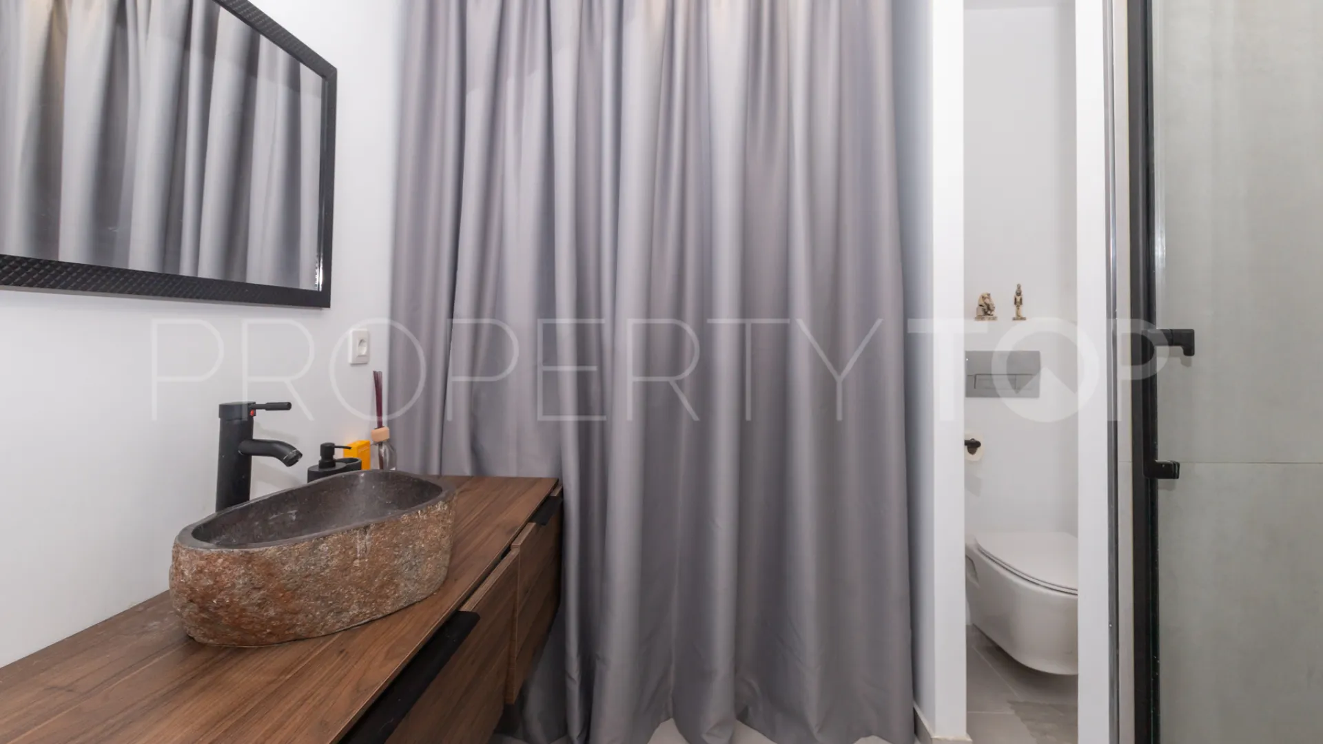 Apartment with 5 bedrooms for sale in Paraiso Pueblo