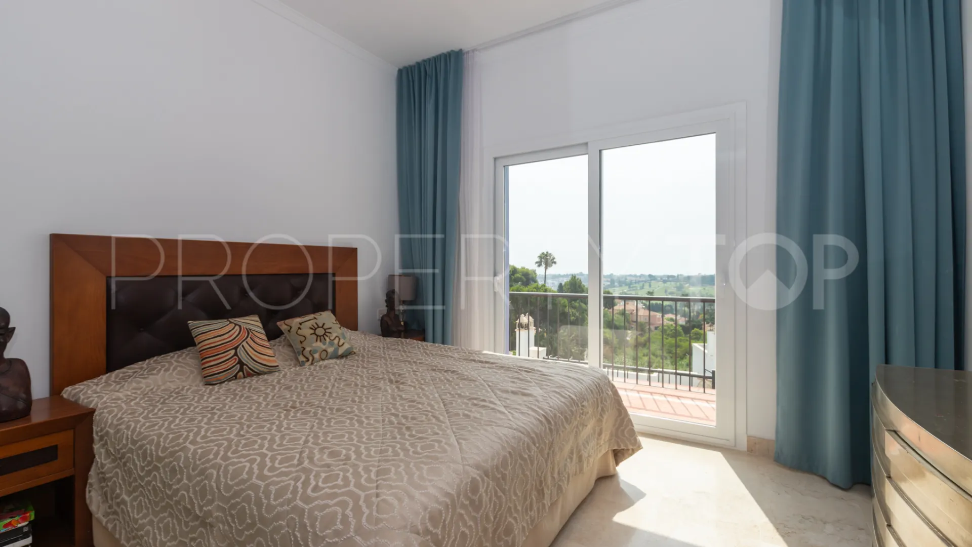 Apartment with 5 bedrooms for sale in Paraiso Pueblo