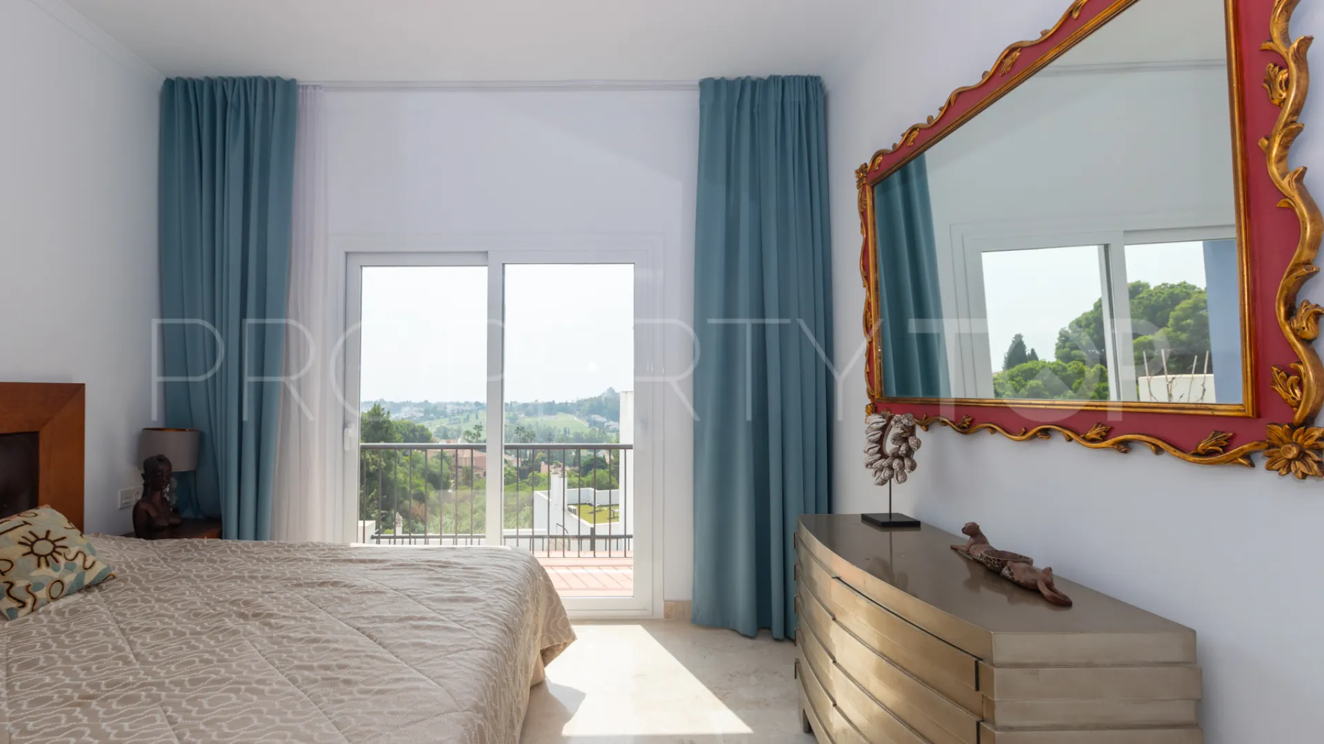 Apartment with 5 bedrooms for sale in Paraiso Pueblo