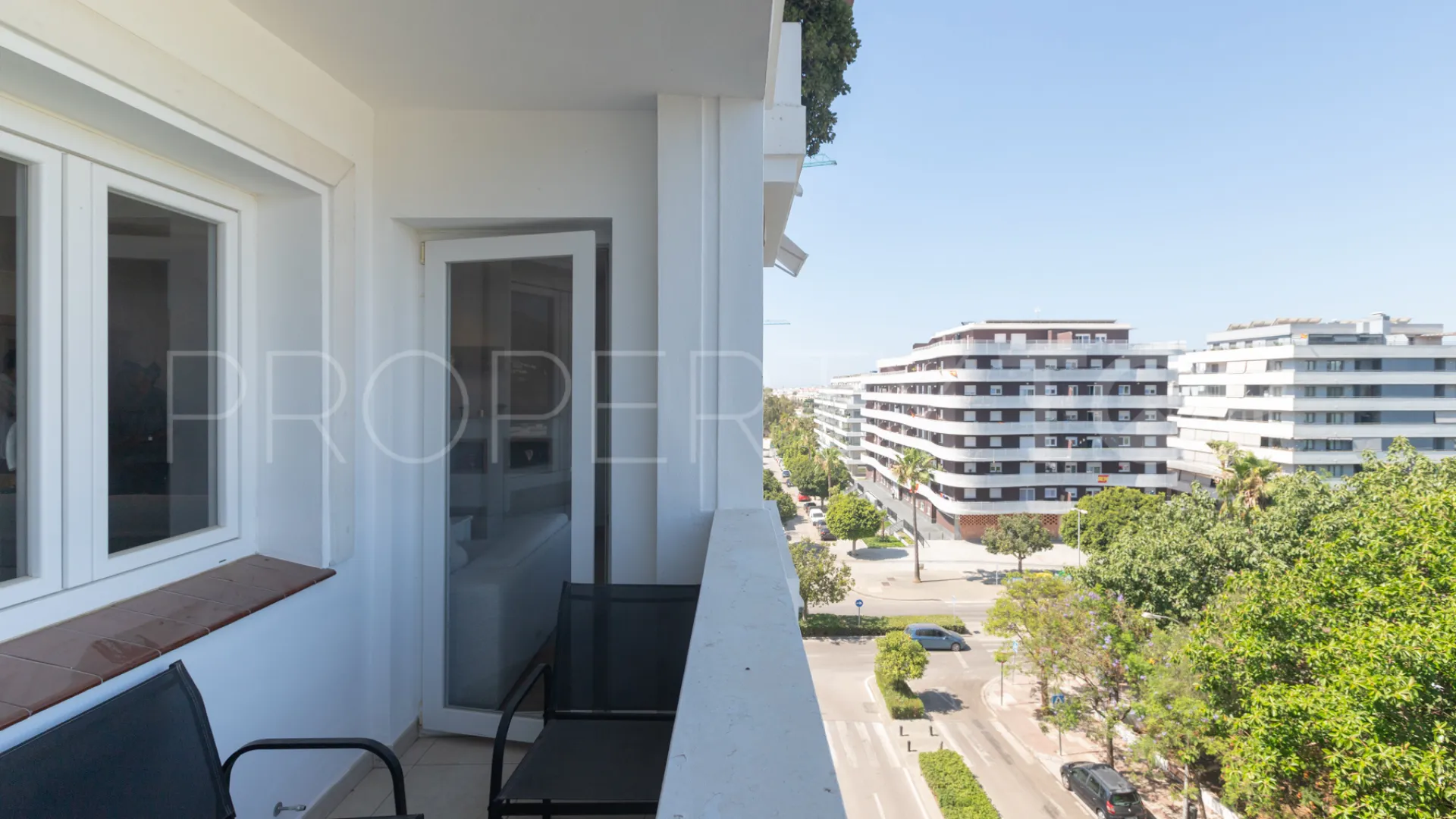 3 bedrooms flat for sale in Nueva Andalucia