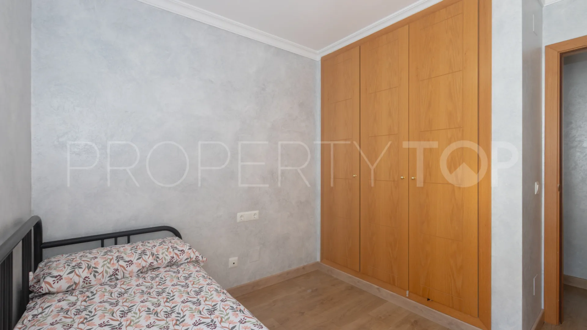 3 bedrooms flat for sale in Nueva Andalucia