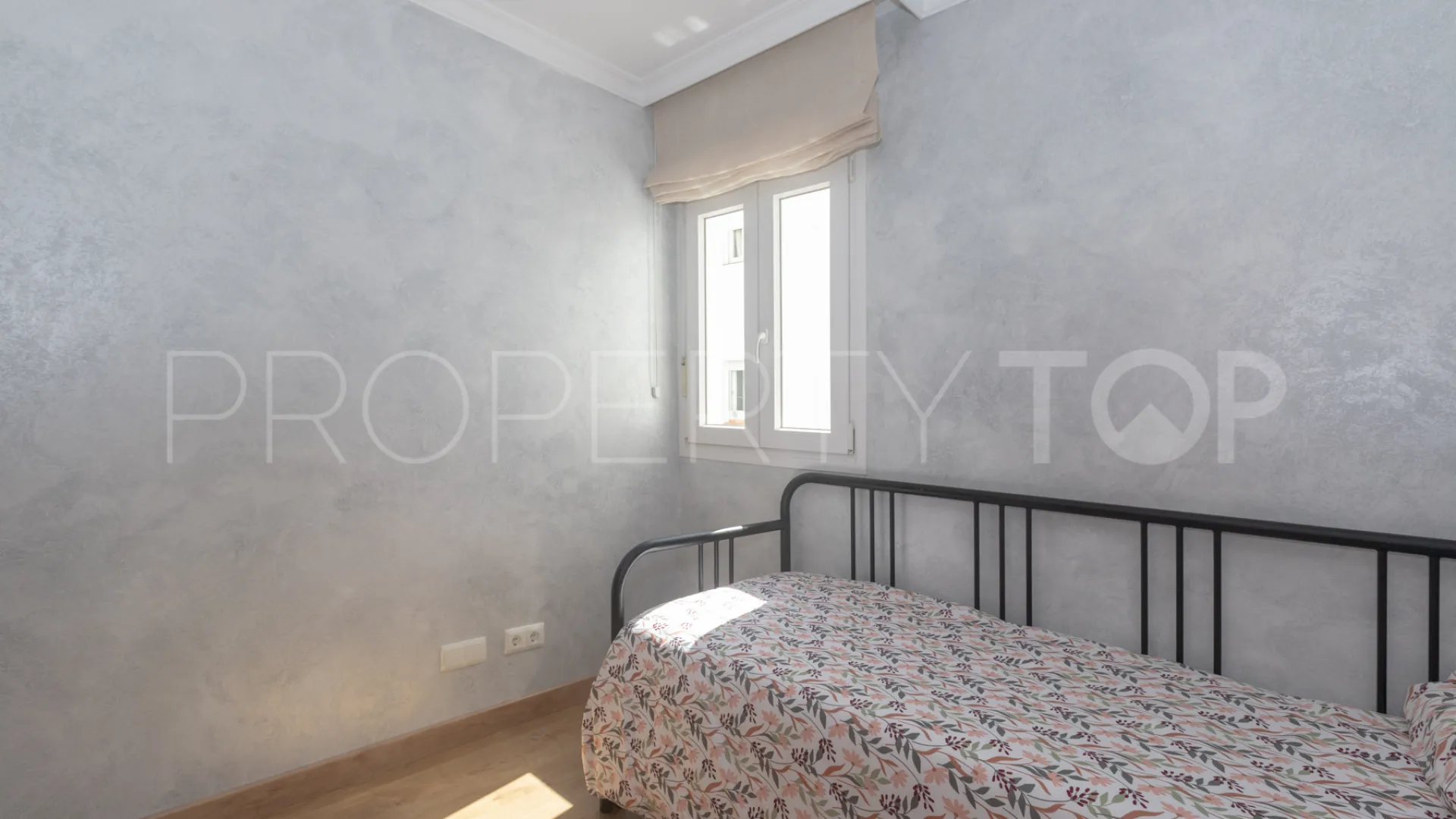 3 bedrooms flat for sale in Nueva Andalucia