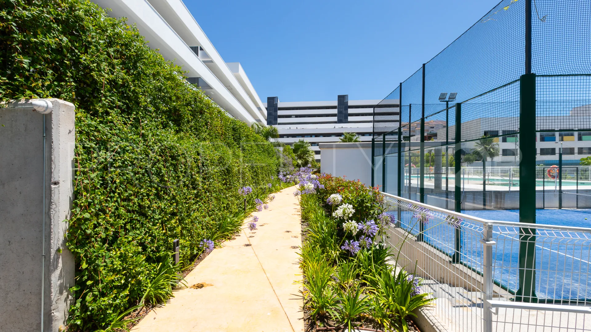 Piso a la venta en Avda de Andalucia - Sierra de Estepona con 3 dormitorios