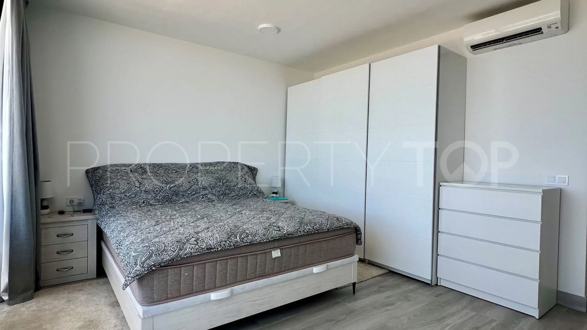 For sale Estepona apartment