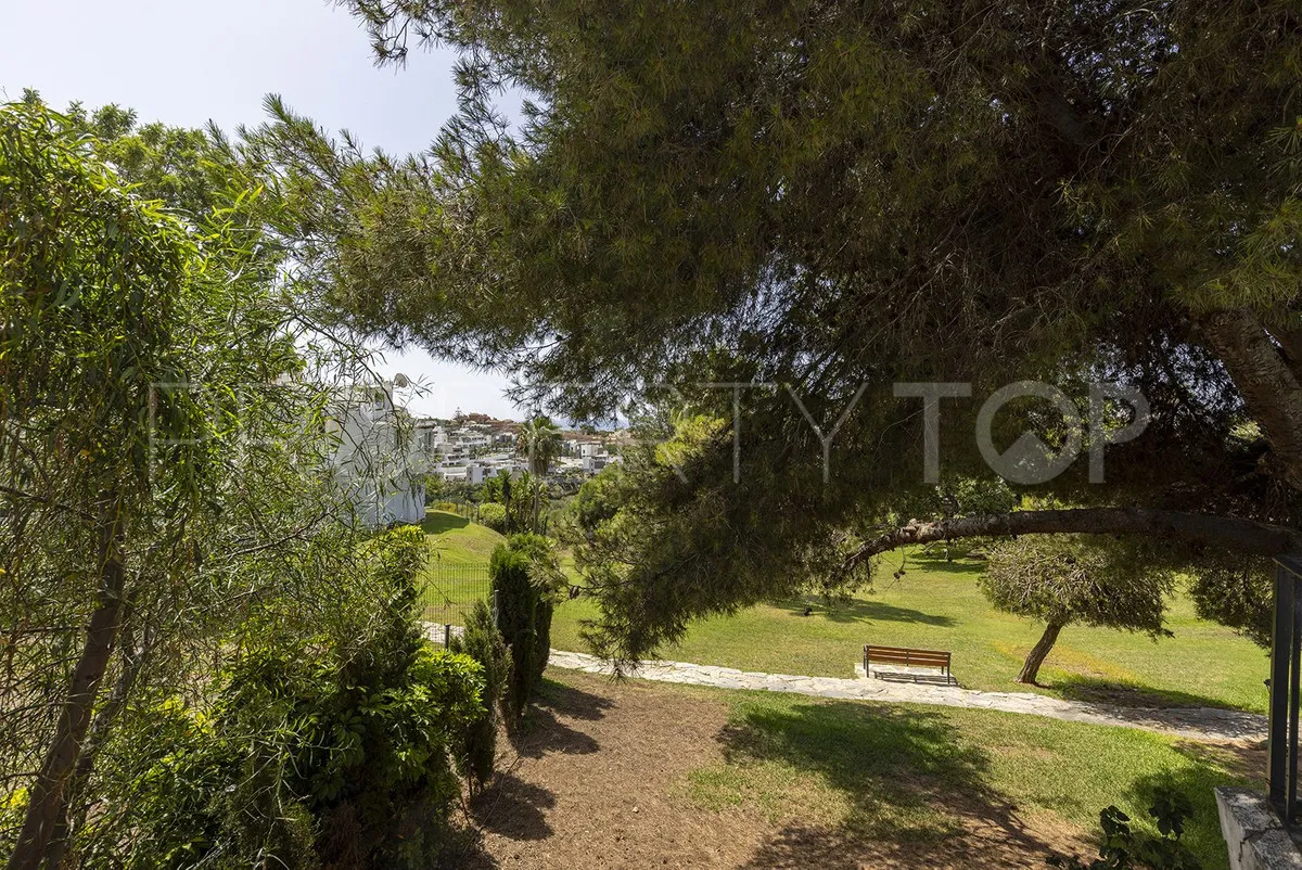 Comprar adosado en Marbella Ciudad con 3 dormitorios