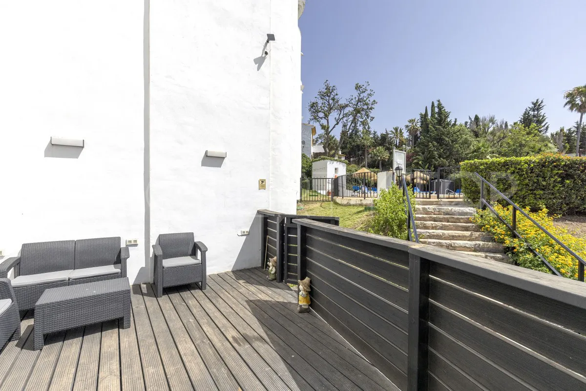 Comprar adosado en Marbella Ciudad con 3 dormitorios