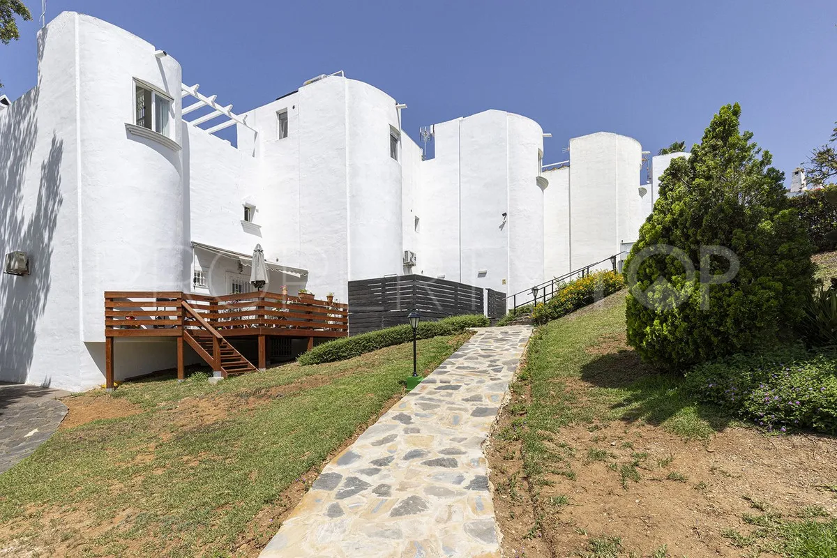Comprar adosado en Marbella Ciudad con 3 dormitorios