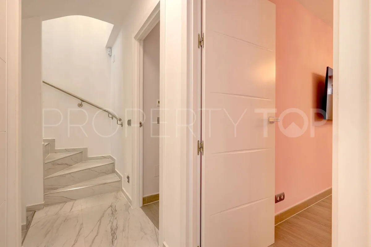 Comprar adosado en Marbella Ciudad con 3 dormitorios