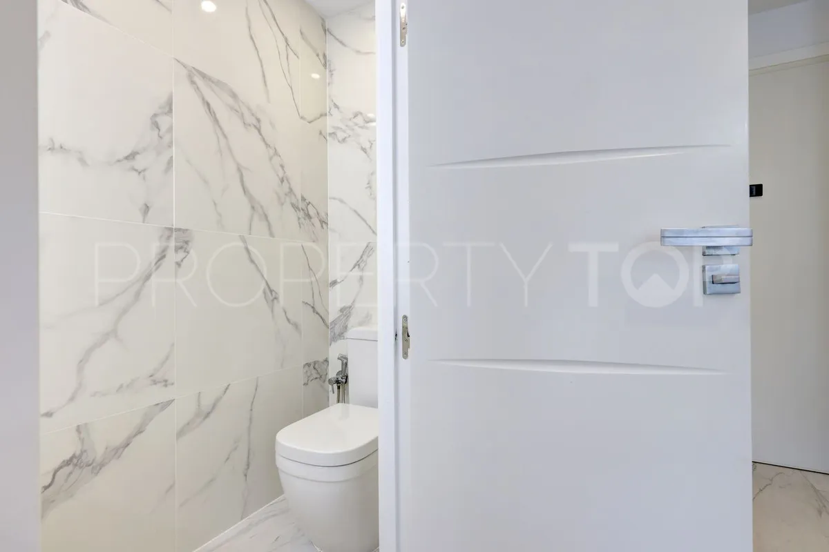 Comprar adosado en Marbella Ciudad con 3 dormitorios