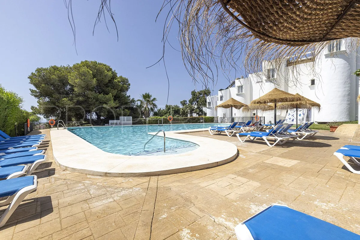 Comprar adosado en Marbella Ciudad con 3 dormitorios