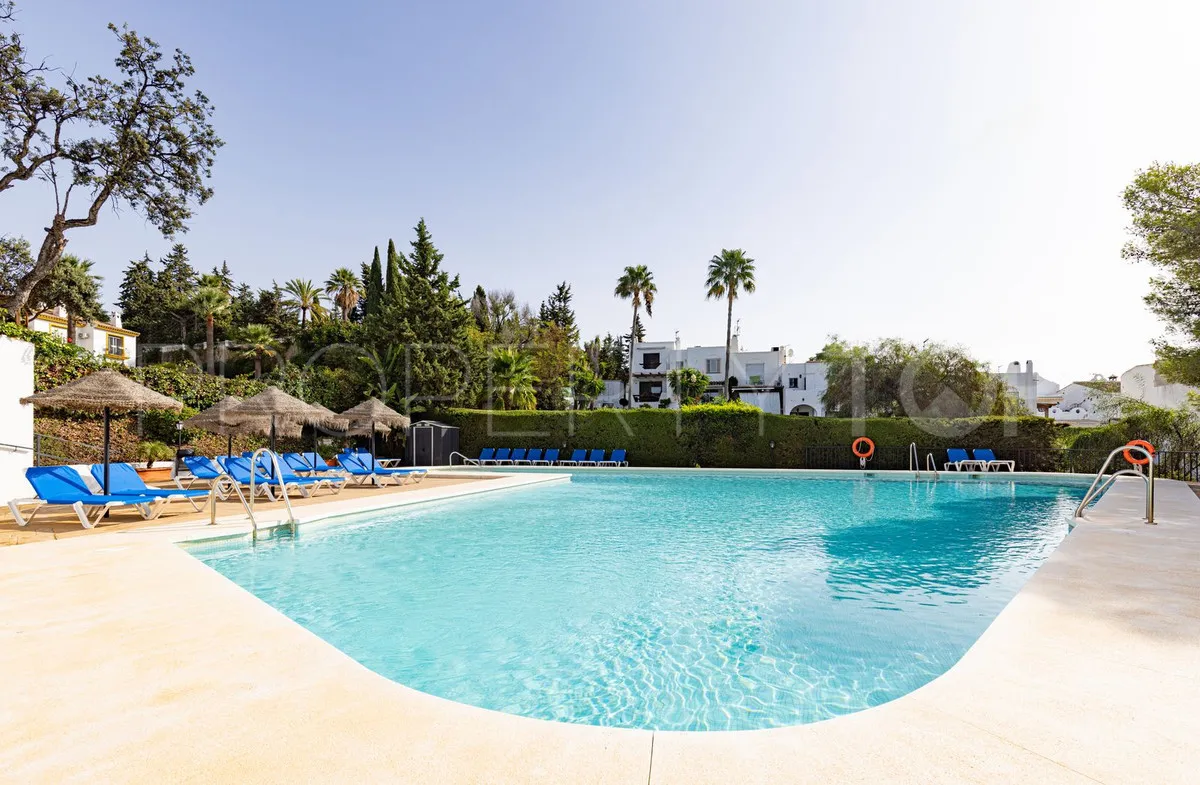 Comprar adosado en Marbella Ciudad con 3 dormitorios