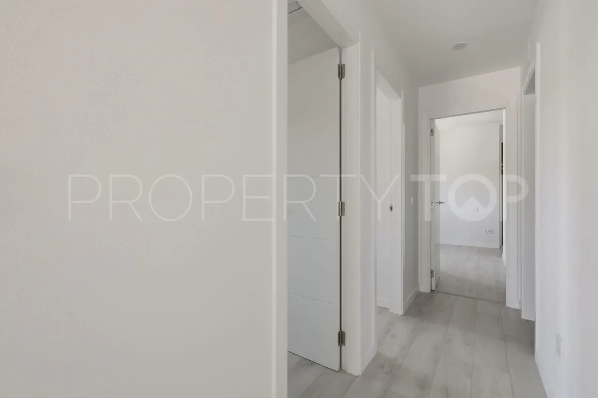 For sale Estepona 3 bedrooms apartment