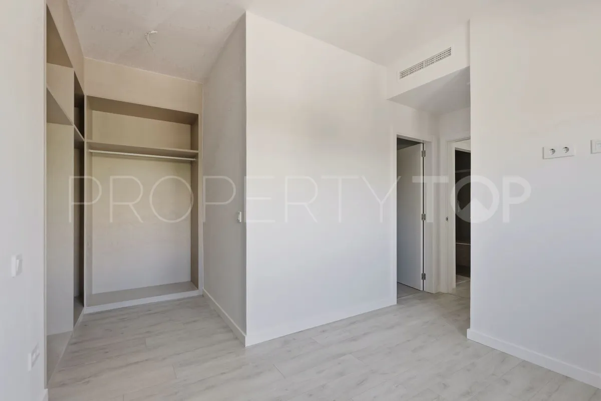 For sale Estepona 3 bedrooms apartment