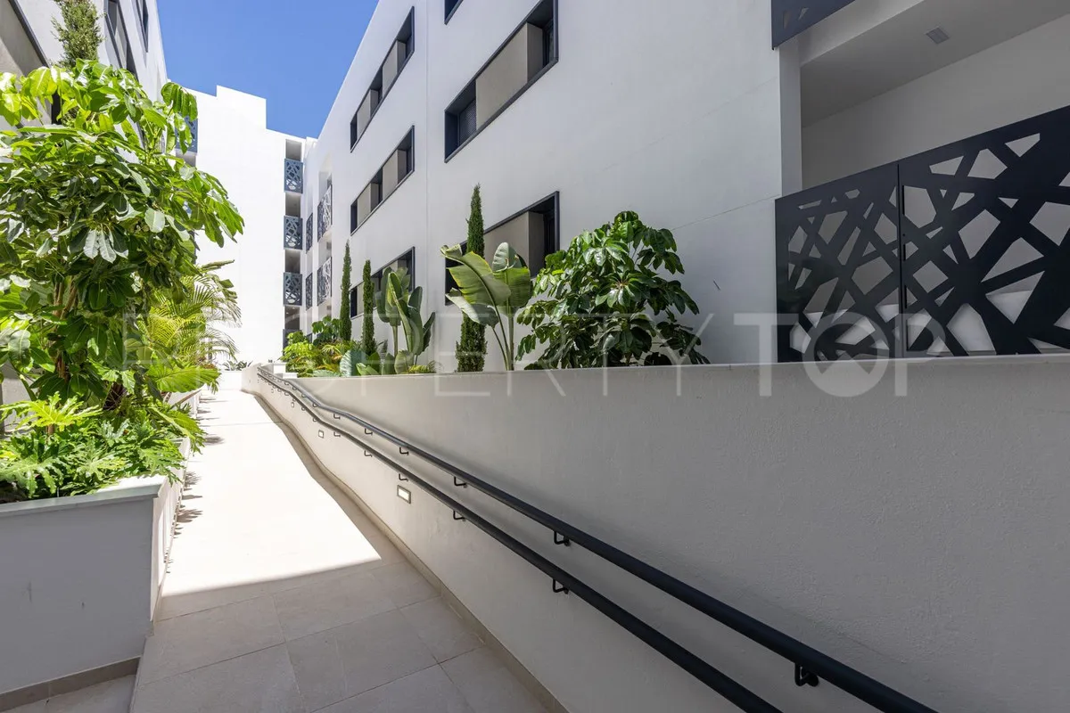 For sale Estepona 3 bedrooms apartment