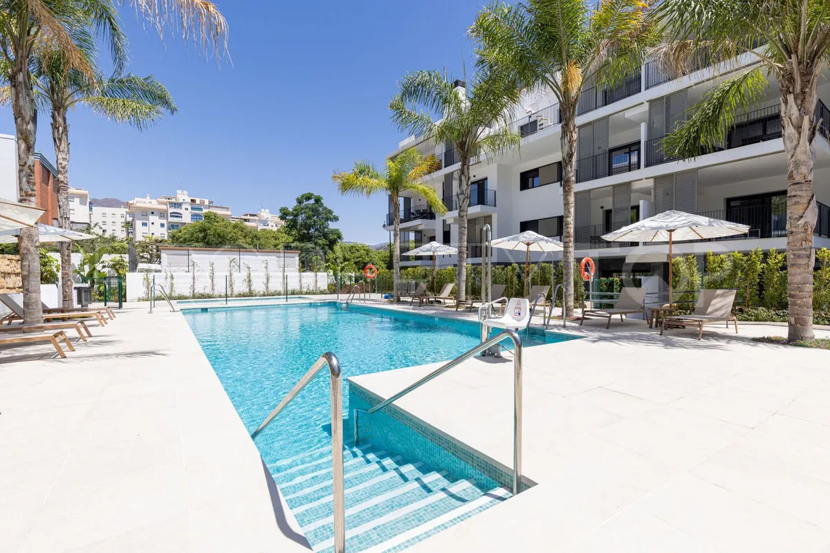 For sale Estepona 3 bedrooms apartment