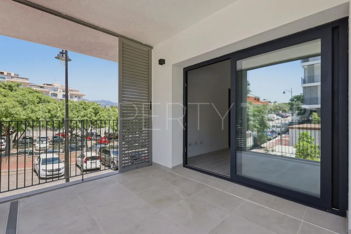 For sale Estepona 3 bedrooms apartment