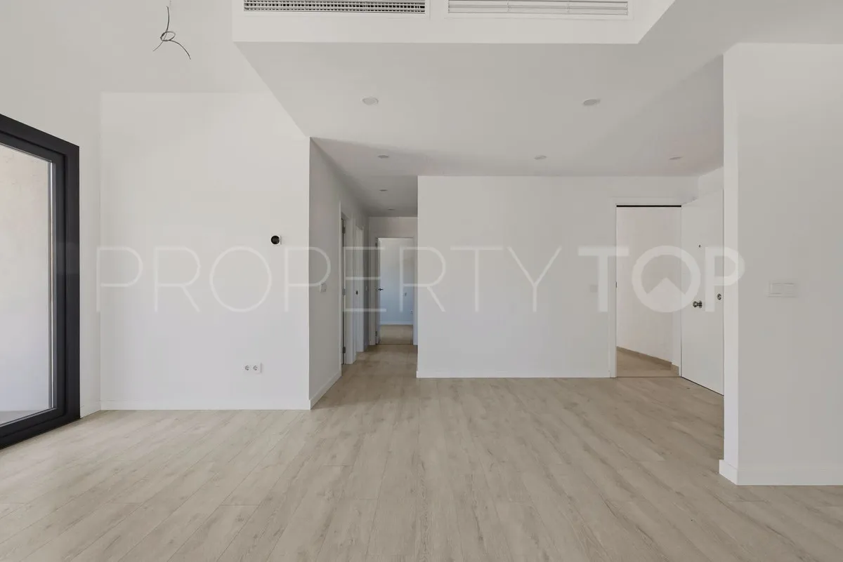 For sale Estepona 3 bedrooms apartment