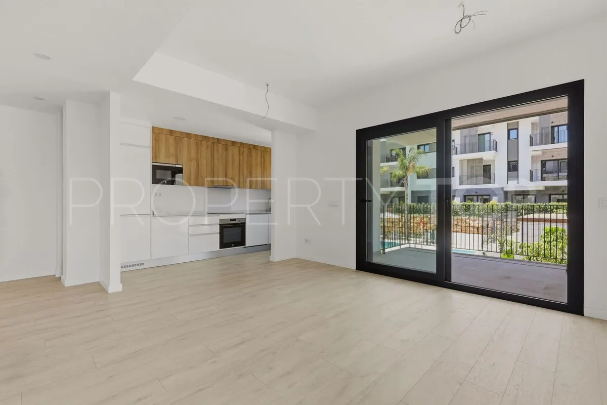 For sale Estepona 3 bedrooms apartment
