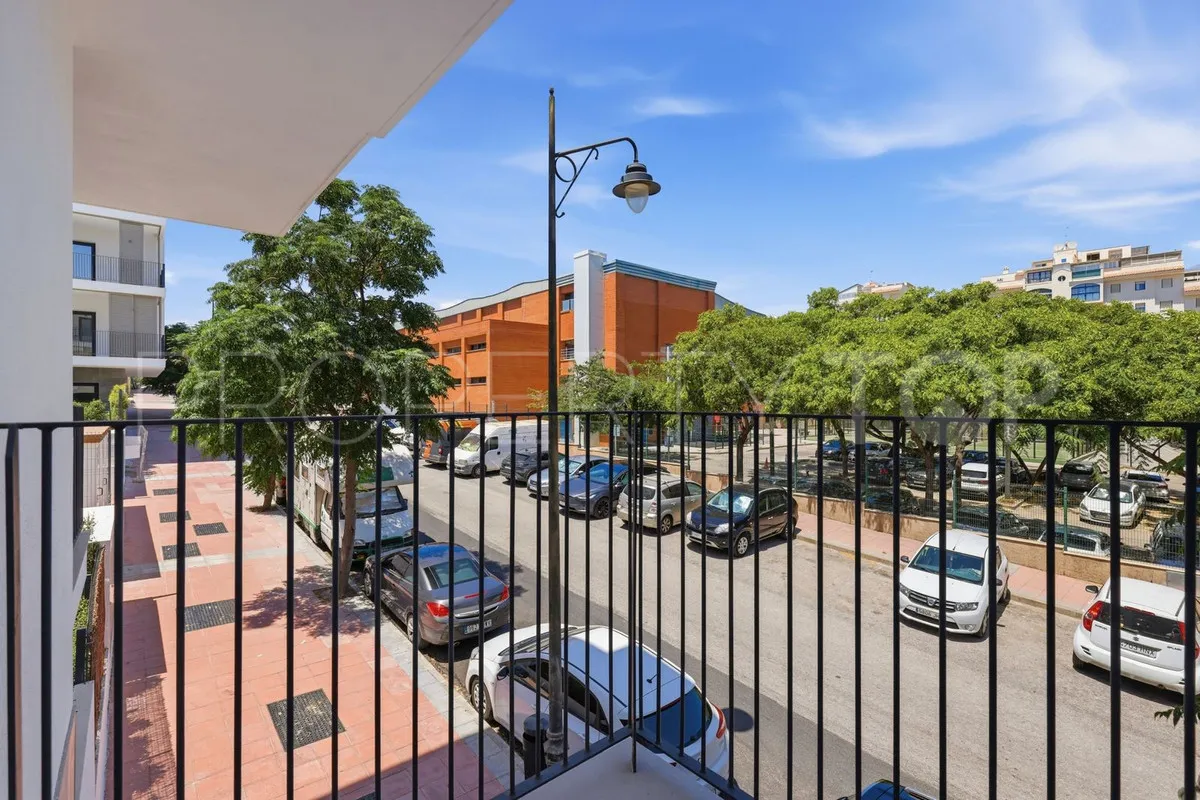 For sale Estepona 3 bedrooms apartment