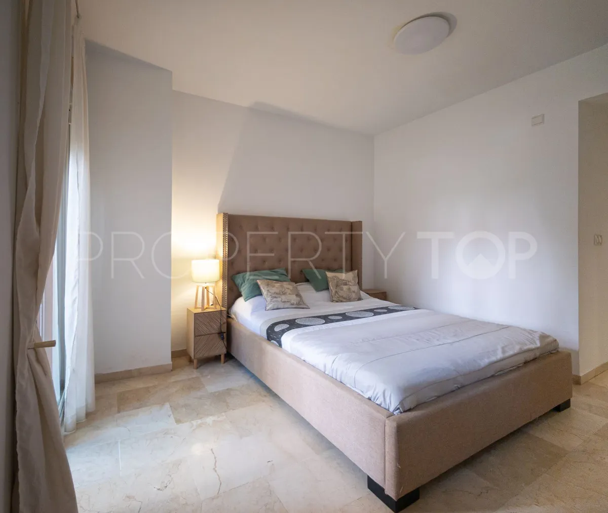 Guadalmina Alta, apartamento planta baja en venta con 2 dormitorios